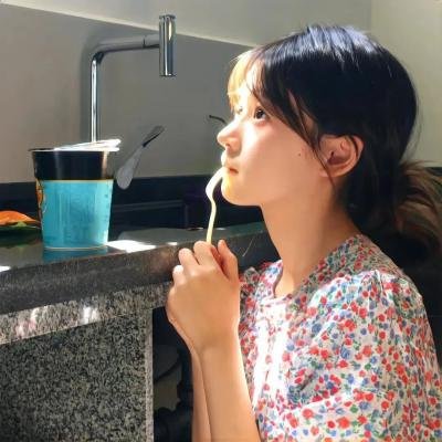桃红女霸